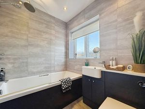 Photo 9- click for photo gallery